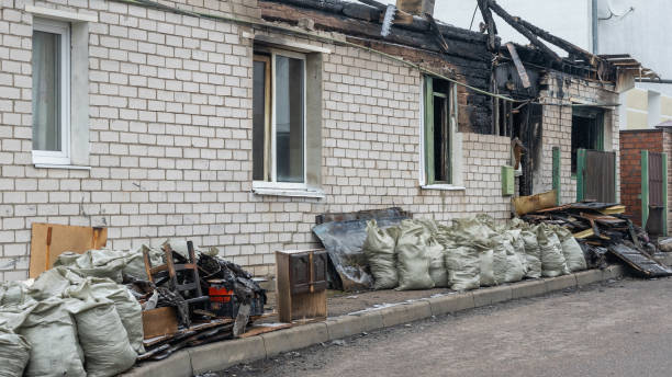 24/7 Emergency Fire Damage Removal experts in Live Oak, FL